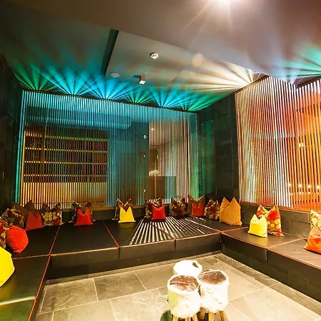 Hotel Living Max 4*
