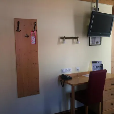 Hotel Living Max 4*