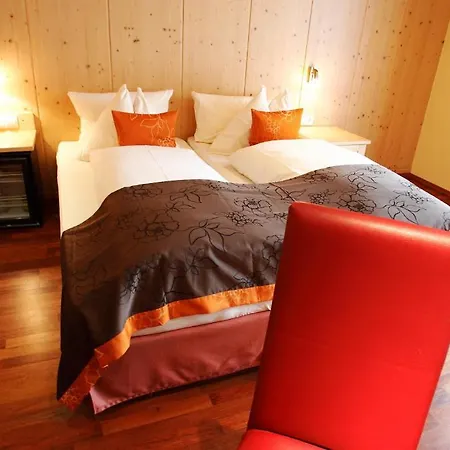 Hotel Living Max 4*
