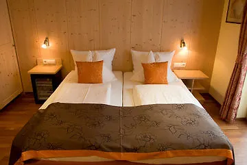 Hotel Living Max Zell am See